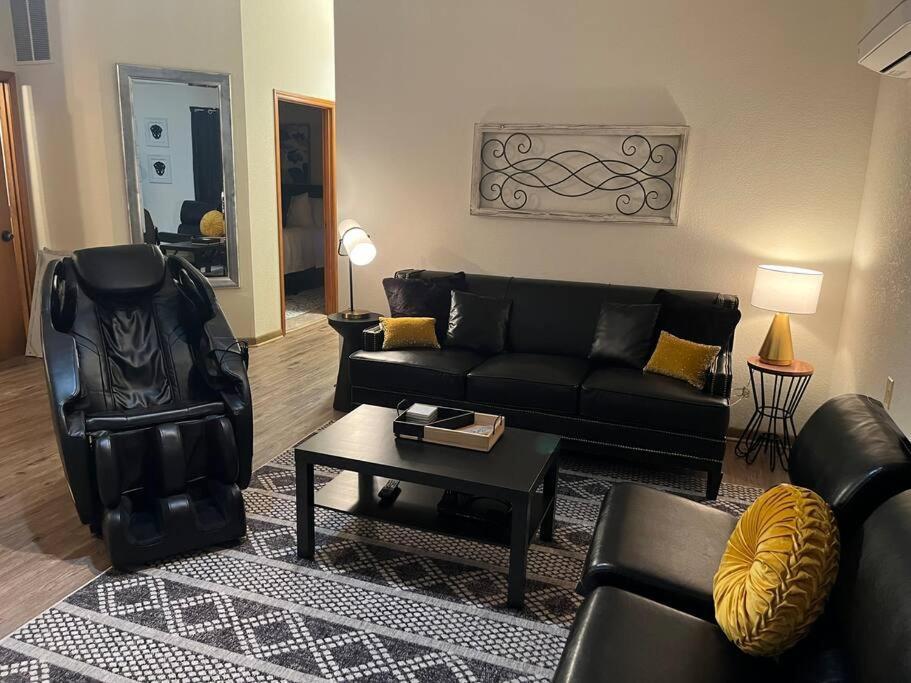 Paradise Oasis Near Lake *Full Body Massage Chair* Longview Ngoại thất bức ảnh